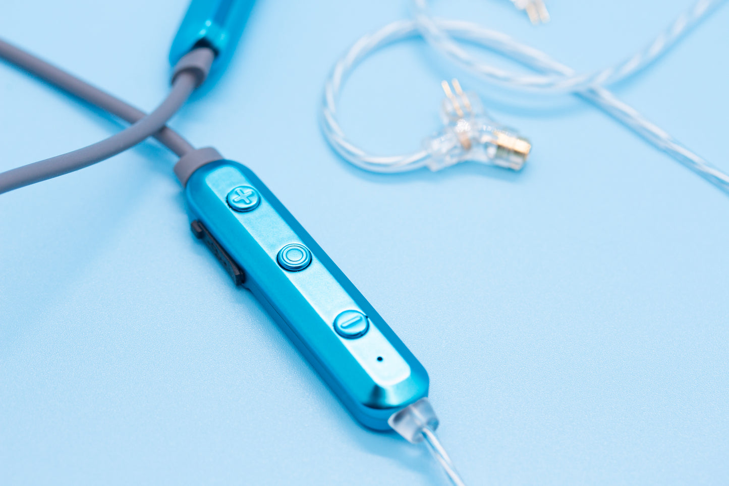 CELEST Sky Soar - câble tour de cou bluetooth
