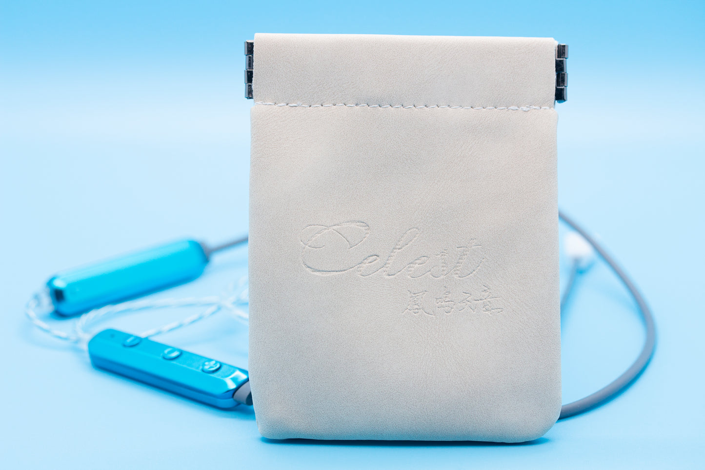 CELEST Sky Soar - câble tour de cou bluetooth